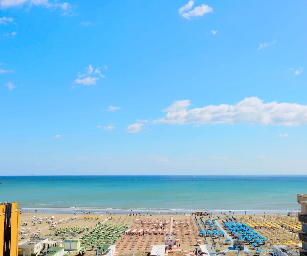 Hotel Ali D'Oro Rimini Bagian luar foto