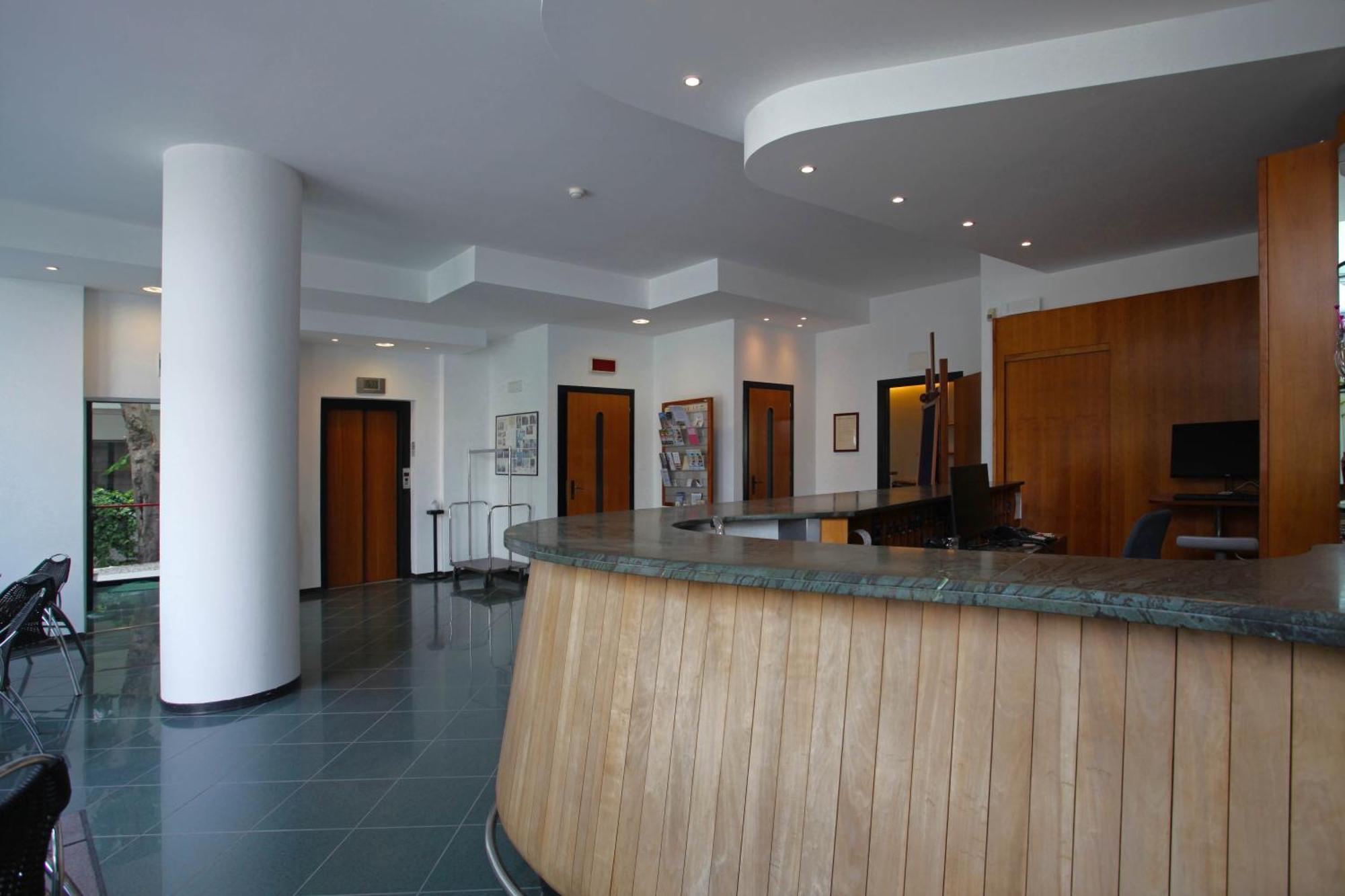 Hotel Ali D'Oro Rimini Bagian luar foto