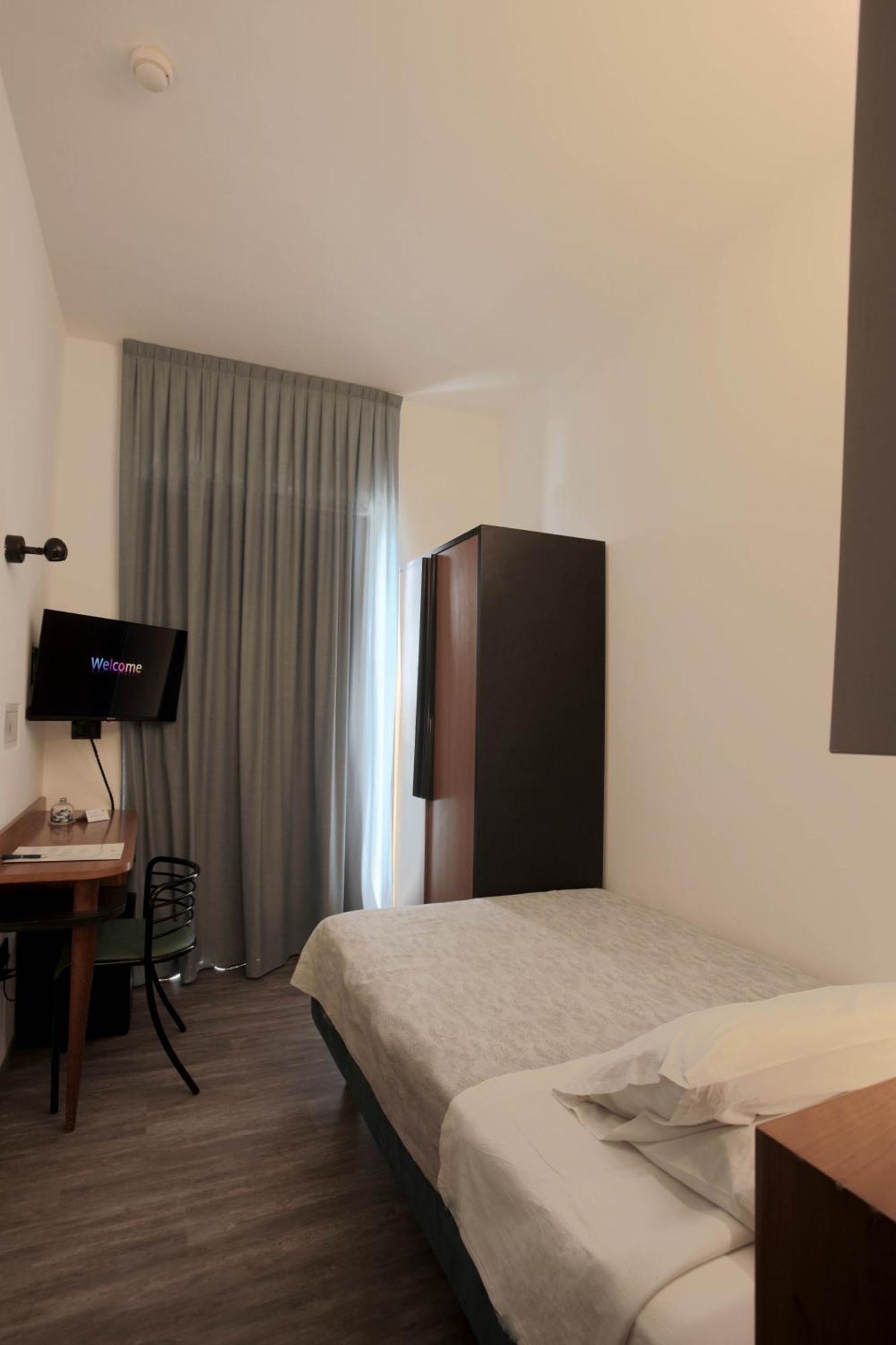 Hotel Ali D'Oro Rimini Ruang foto