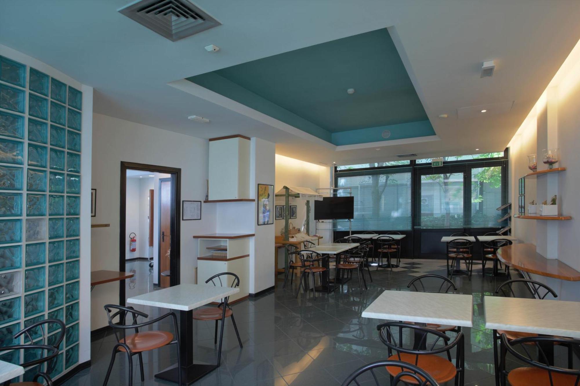 Hotel Ali D'Oro Rimini Bagian luar foto