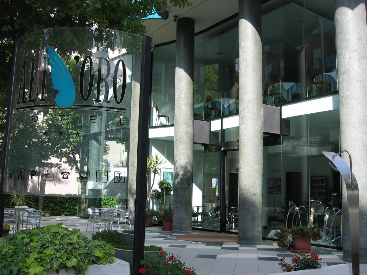 Hotel Ali D'Oro Rimini Bagian luar foto